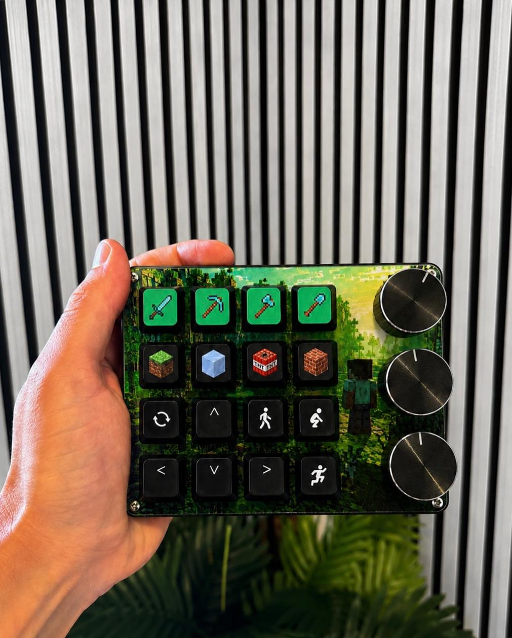 LYNK CRAFTING Professional Keyboard